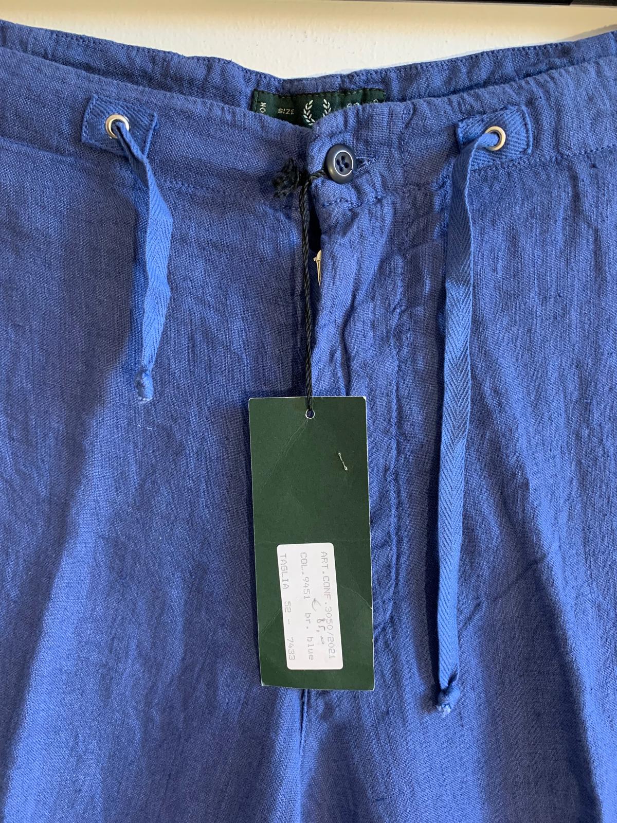 Shorts Fred Perry. Taglia 52. Colore blu. 100% Lino - GLWear #