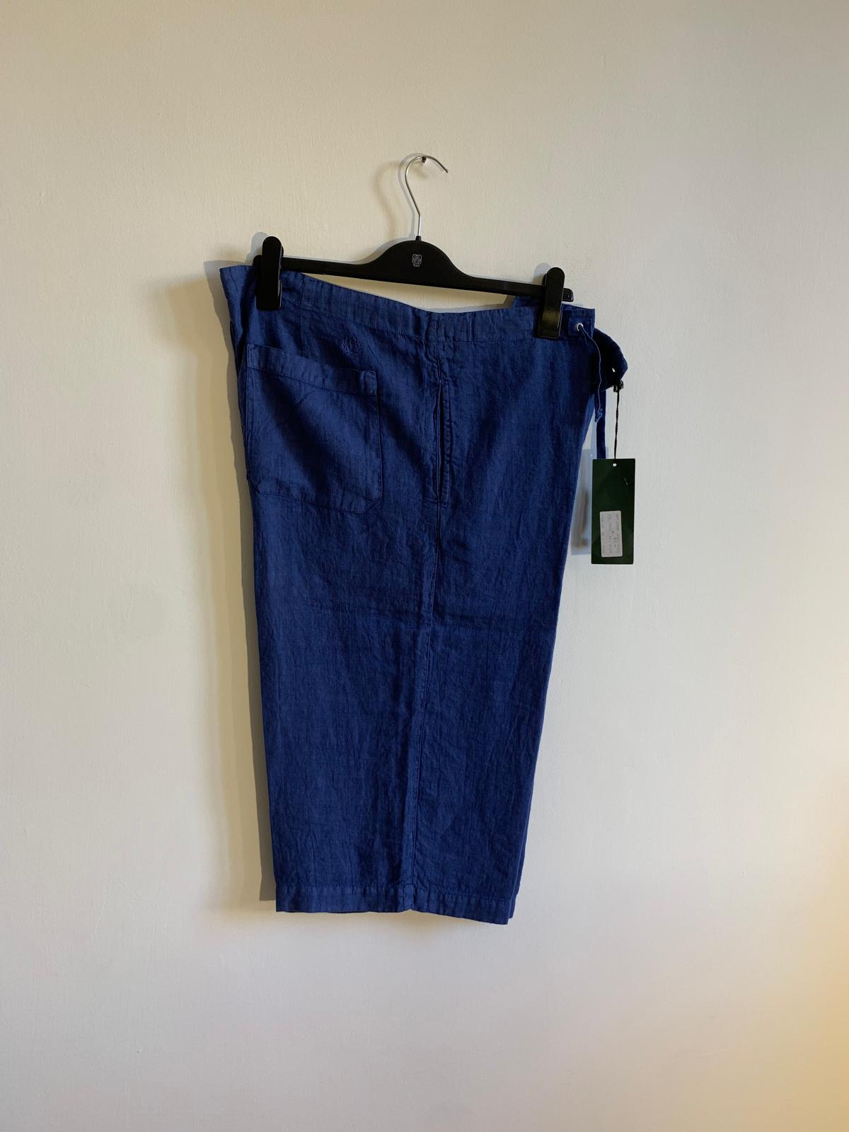 Shorts Fred Perry. Taglia 52. Colore blu. 100% Lino - GLWear #
