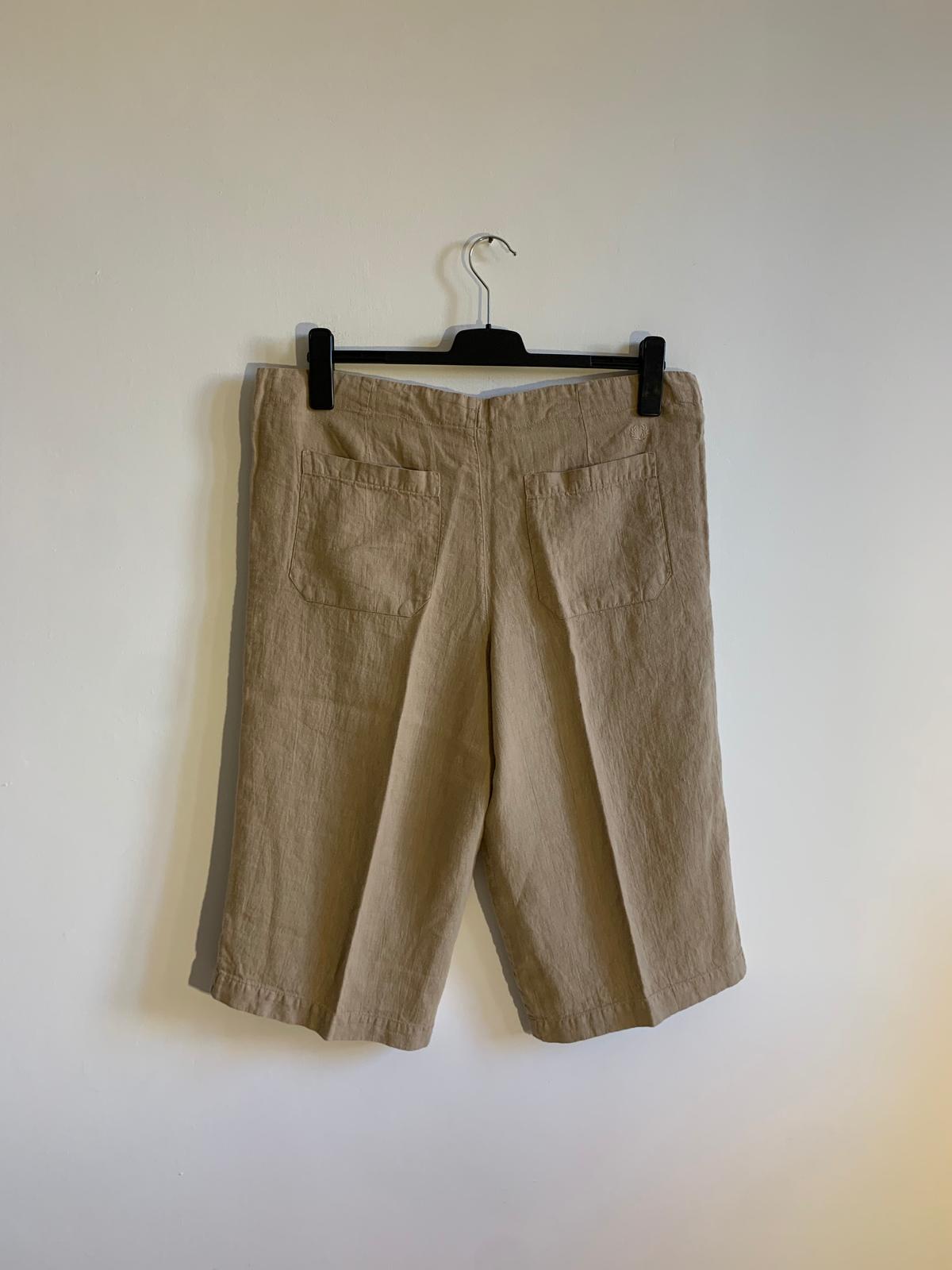 Shorts Fred Perry. Taglia 50. Colore beige. 100% Lino - GLWear #