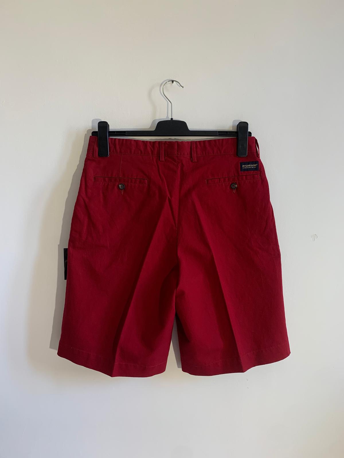 Shorts McGregor mod. Alisco Brunel. Taglia 50. Colore rosso. 53% Cotone 47% Lino