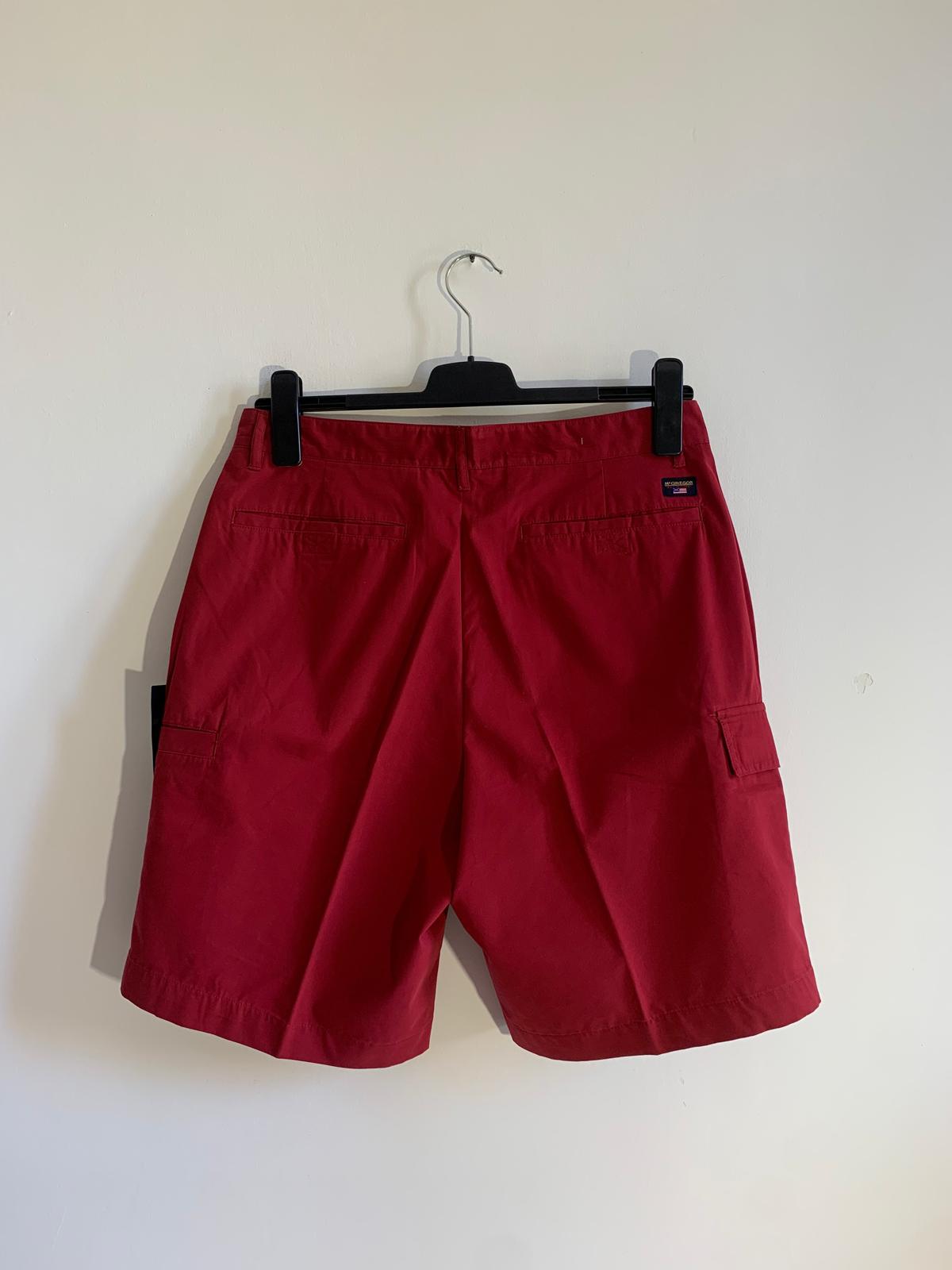 Shorts McGregor mod. East Bryant. Taglia 50. Colore rosso. 80% Cotone 20% Poliestere