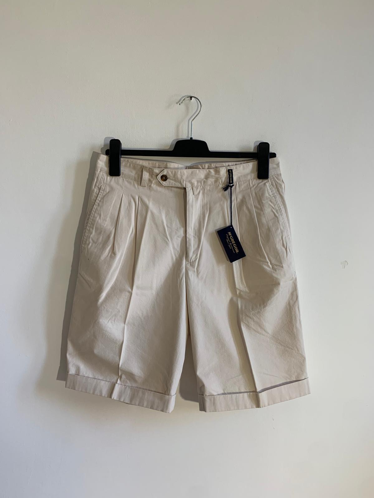 Shorts McGregor mod. Arkin Davos. Taglia 50. Colore bianco panna. 100% Cotone