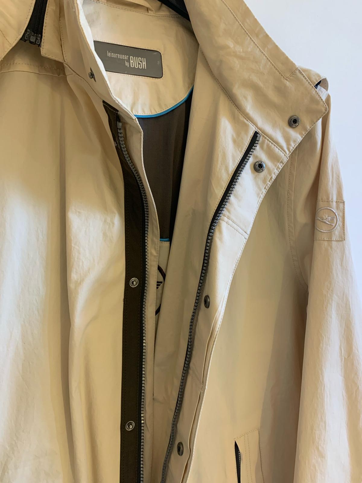 Giacca Bush per Lufthansa. Colore beige. Taglia 48 - GLWear #