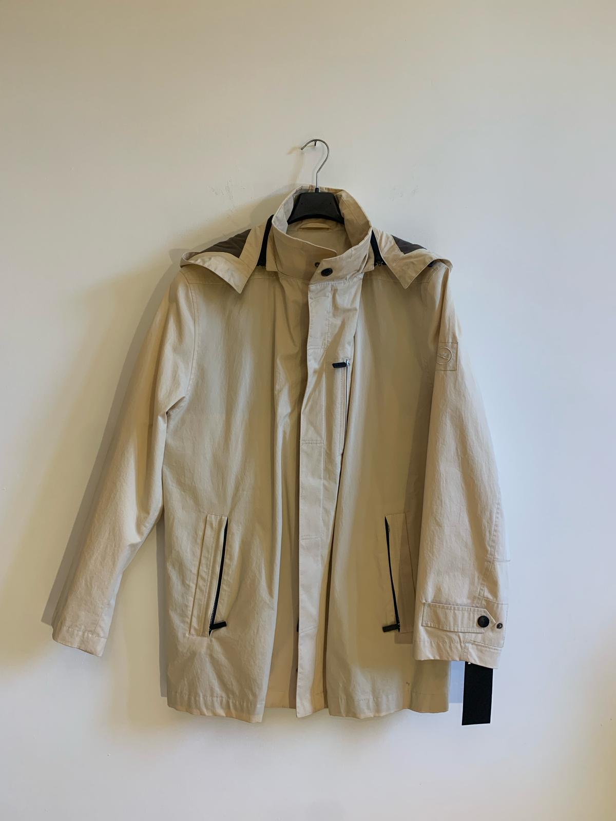 Giacca Bush per Lufthansa. Colore beige. Taglia 48 - GLWear #