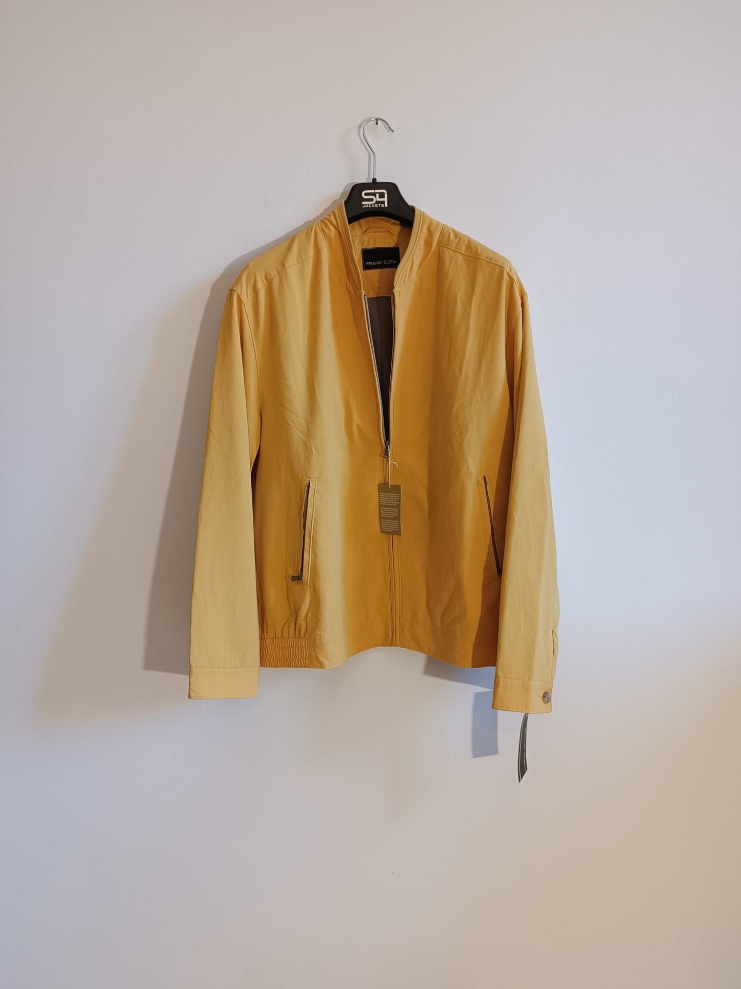 Giacca Frank Eden colore giallo. Taglia 52. 100% Microfibra - GLWear #