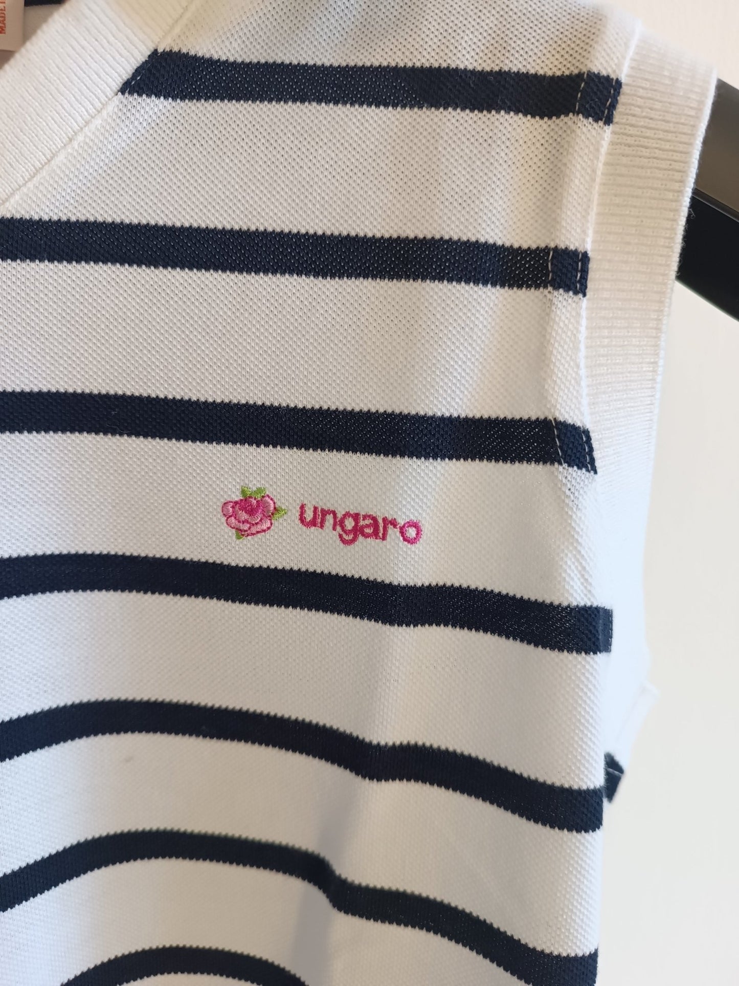 Gilet Donna Emanuele Ungaro.100% Cotone. Taglia M. Colore bianco con righe blu. - GLWear #