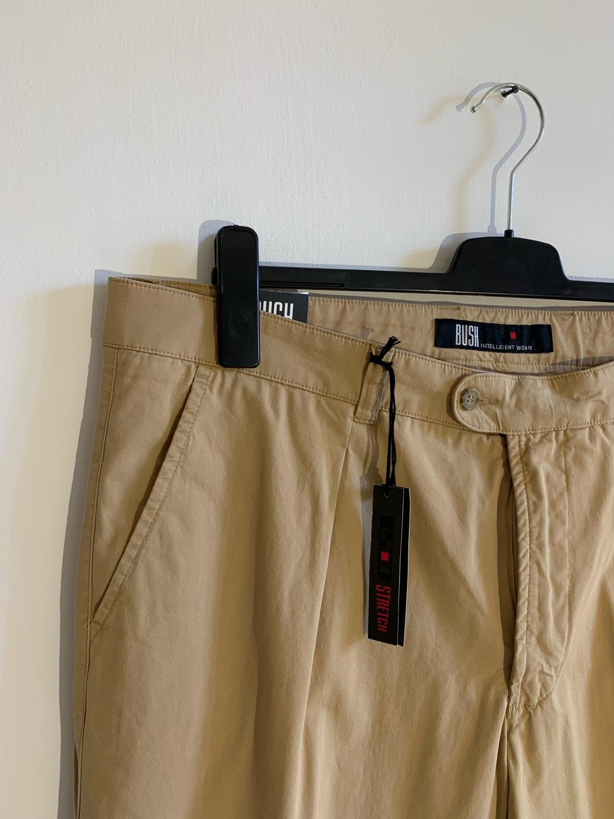 Pantalone Bush. Colore beige. Taglia 58. 98% Cotone - GLWear #