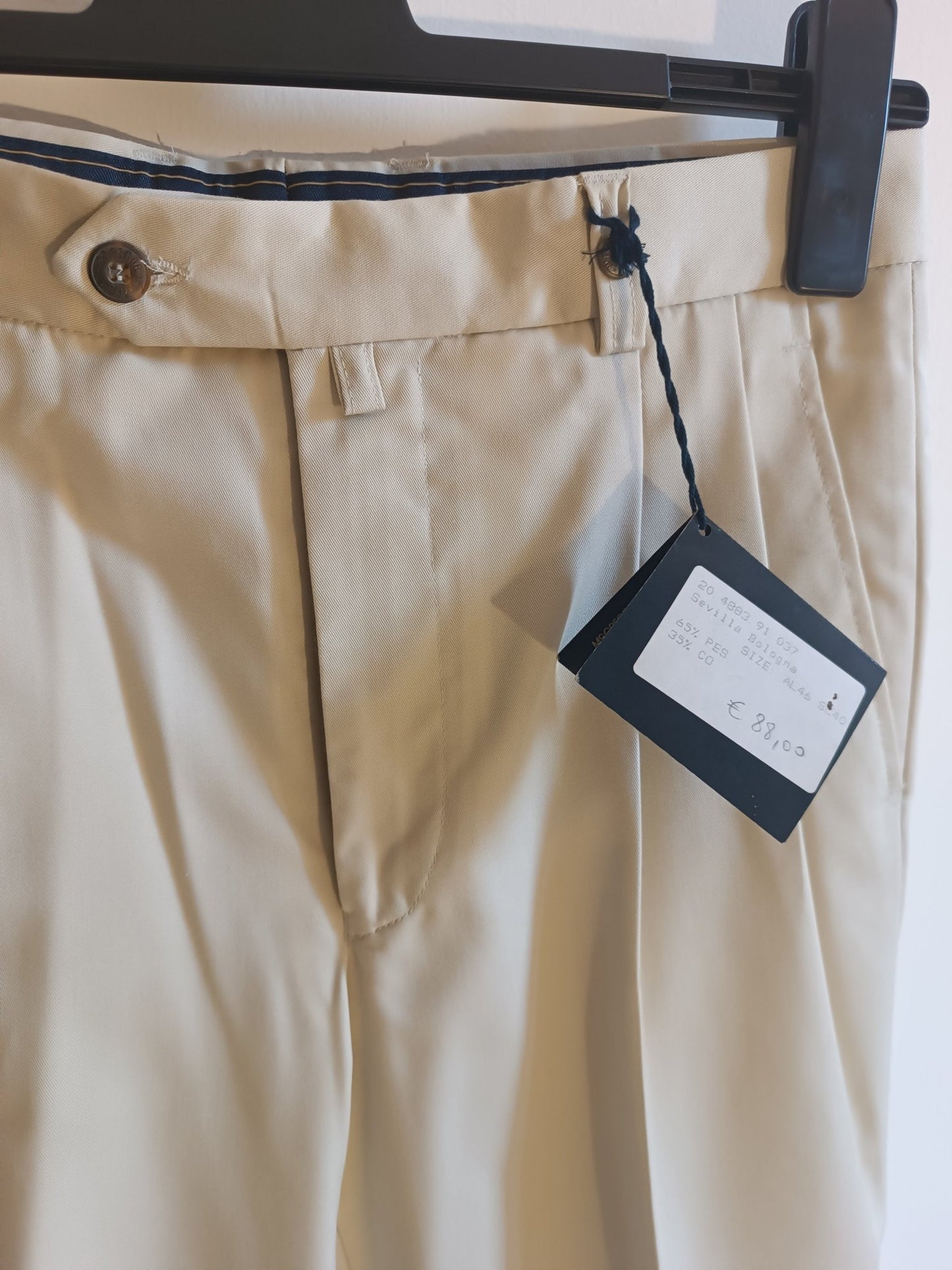 Pantalone McGregor modello Sevilla Bologna. Taglia 46. 67% Poliestere 33% Cotone - GLWear #