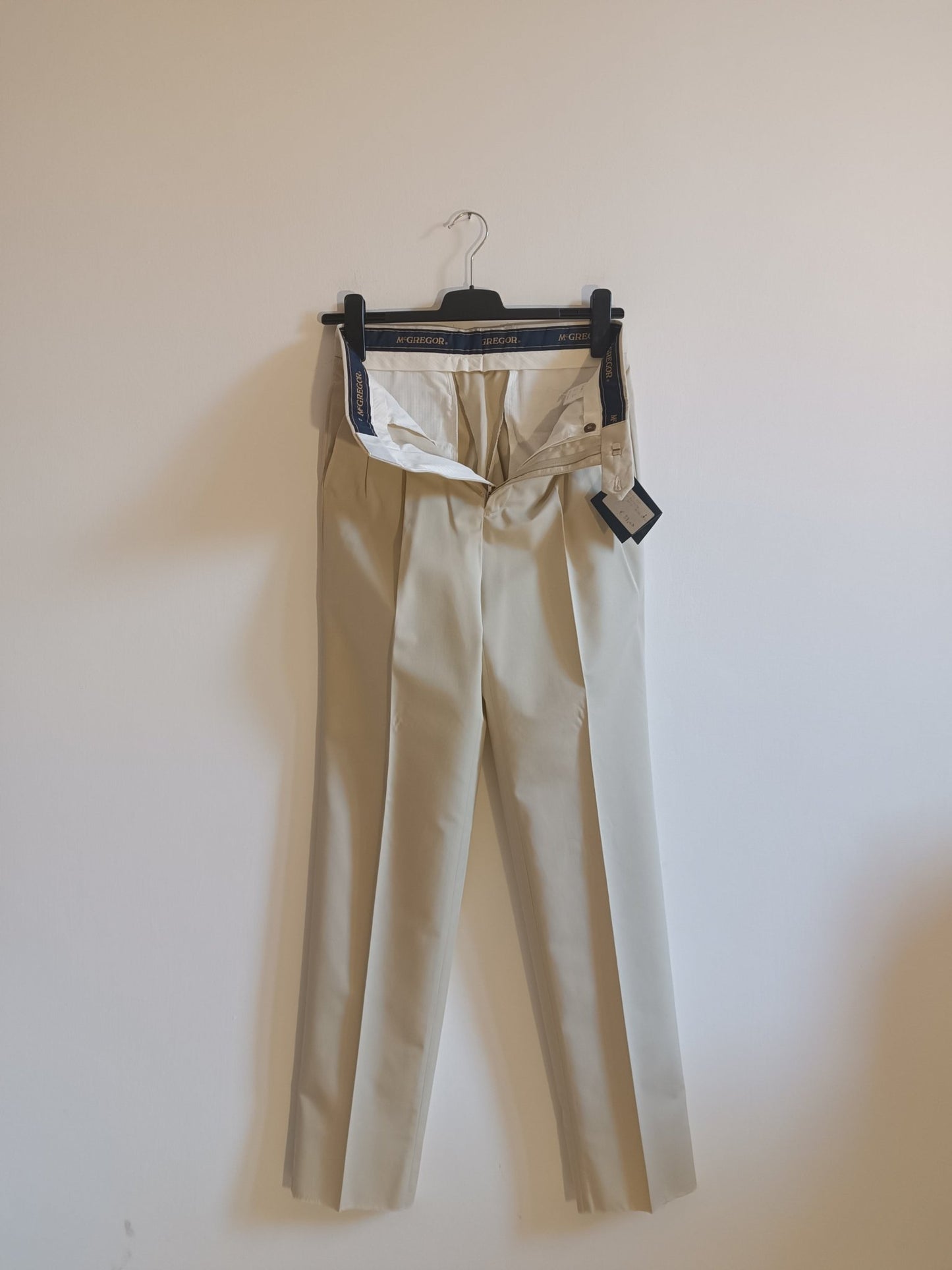 Pantalone McGregor modello Sevilla Bologna. Taglia 46. 67% Poliestere 33% Cotone - GLWear #