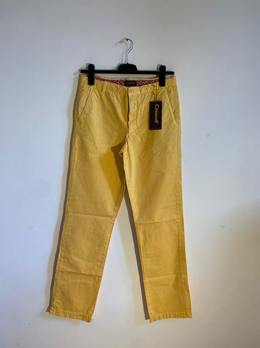 Pantalone Chinook. Taglia 48. 100% Cotone. Colore giallo