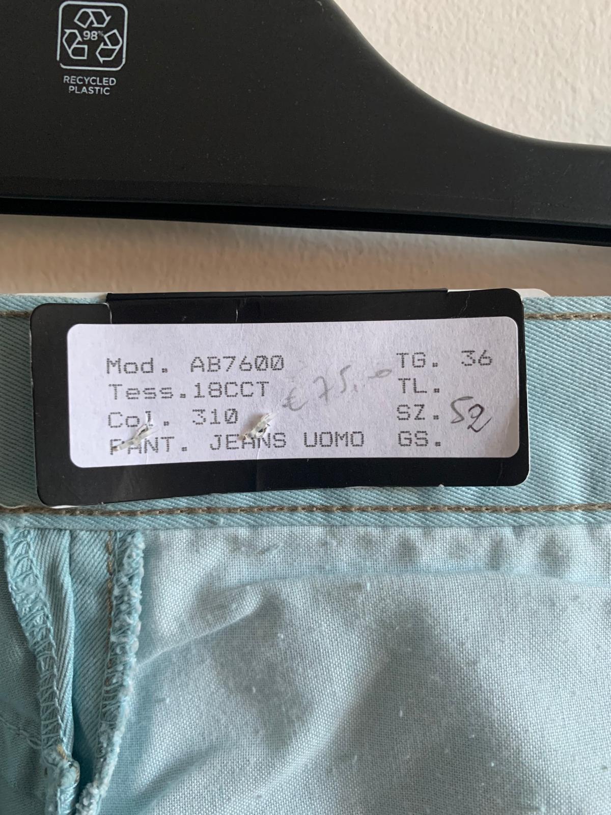 Pantalone Chinook. Taglia 52. 100% Cotone. Colore carta da zucchero